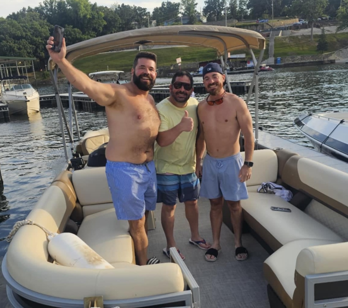 Sunset cruise with USCG-licensed captain LOZ
