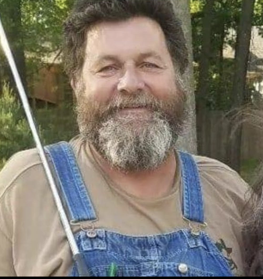Lester Davis