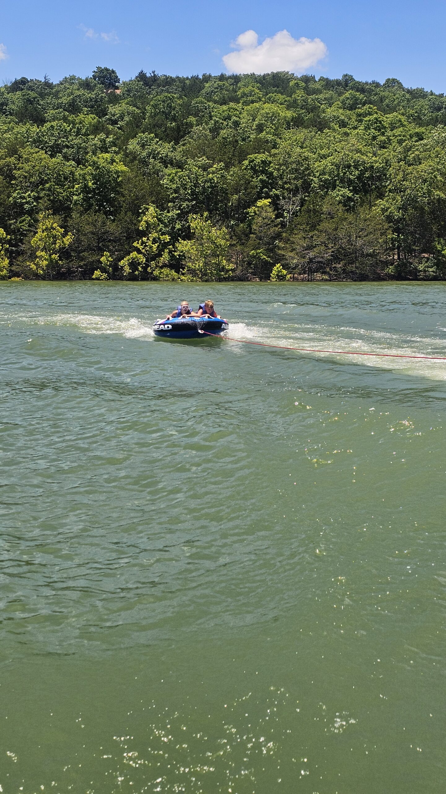 Professional boat captain service Table Rock